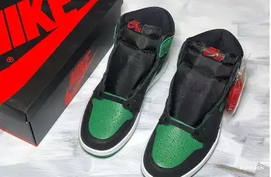 HIGH - GREEN JORDAN 1 555088-030 RETRO PINE BLACK 0701